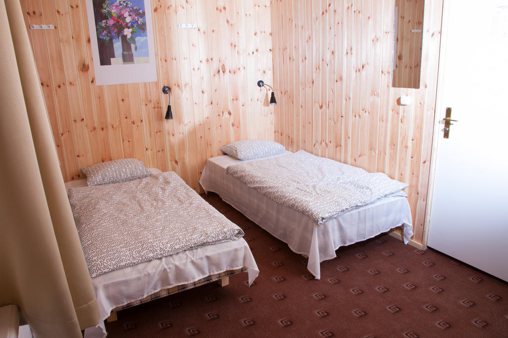 Mo Hostel Tallinn Exteriör bild
