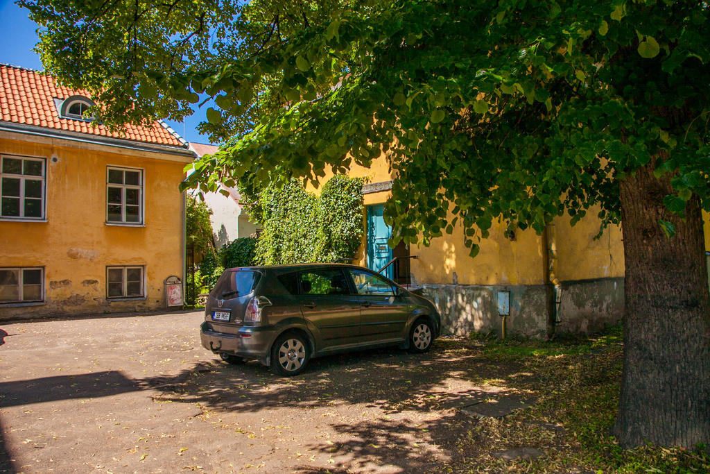 Mo Hostel Tallinn Exteriör bild