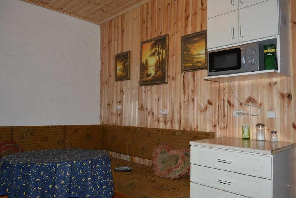 Mo Hostel Tallinn Exteriör bild